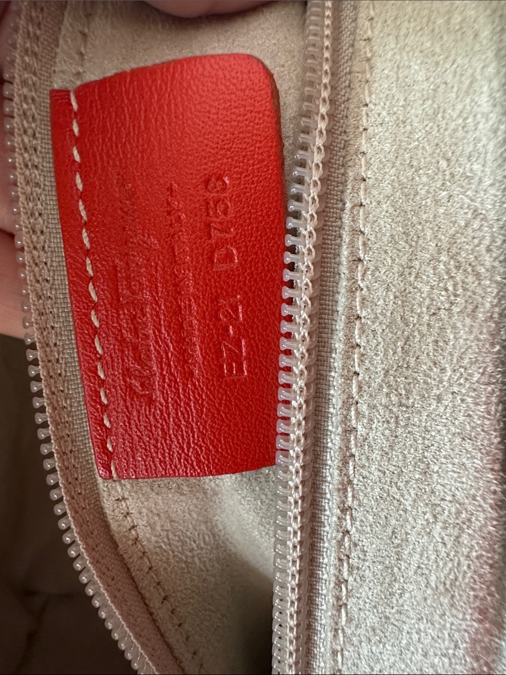 Salvatore Ferragamo Gancini Red Woven Rattan Basket Top-Handle Satchel with CoA - Picture 16 of 16